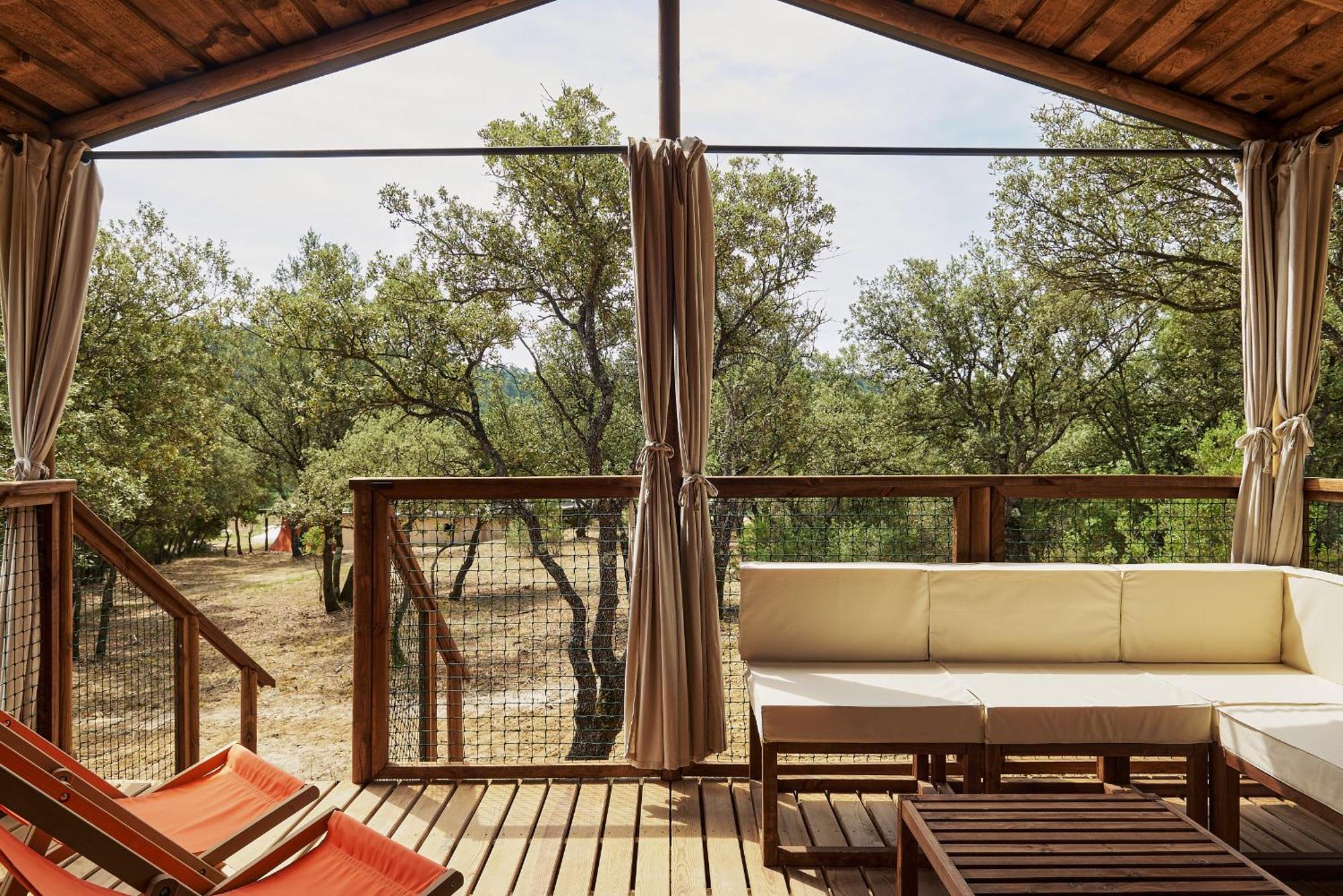 مبيت وإفطار Villelaure Domaine La Ferme Hi Bride المظهر الخارجي الصورة
