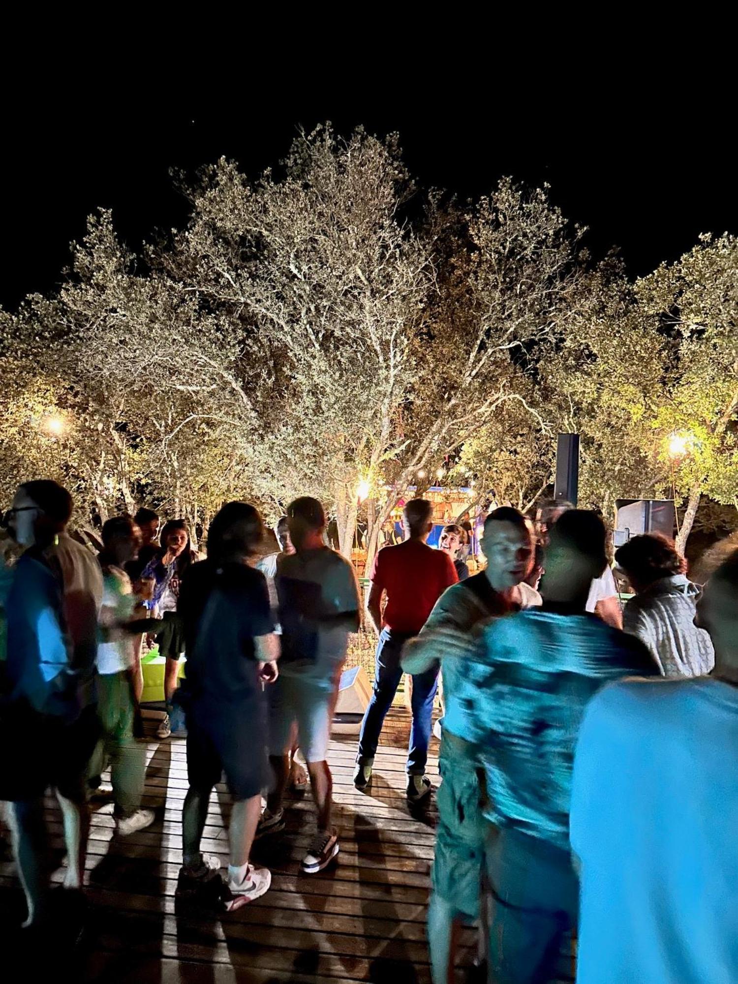 مبيت وإفطار Villelaure Domaine La Ferme Hi Bride المظهر الخارجي الصورة